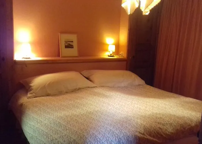 Authentic 2 Bedroom Appartement